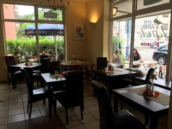 trattoria cum laude