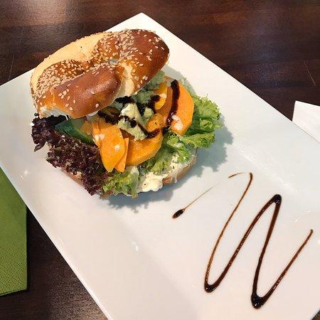 Castanea Cafe